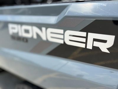 2025 Honda Pioneer 520 - Photo 6