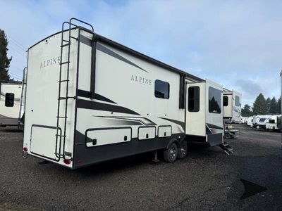 2023 Keystone RV Alpine - Photo 3