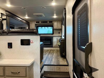 2023 Keystone RV Alpine - Photo 15