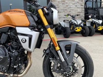 2026 Suzuki GSX-8T - Photo 11
