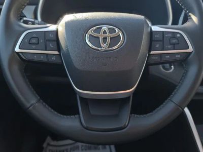 2023 Toyota Highlander - Photo 30
