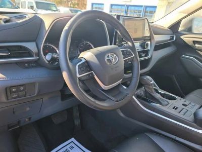 2023 Toyota Highlander - Photo 8