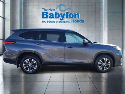 2023 Toyota Highlander - Photo 5