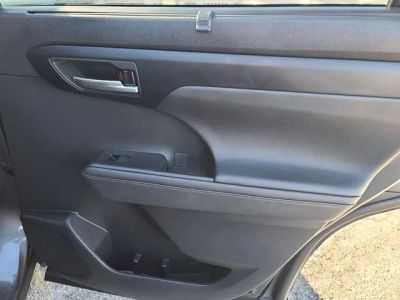 2023 Toyota Highlander - Photo 19