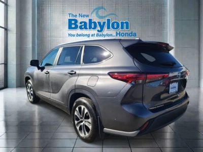 2023 Toyota Highlander - Photo 3