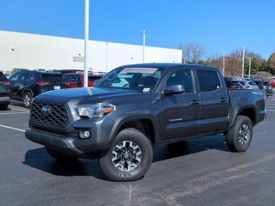 2023 Toyota Tacoma - Photo 2