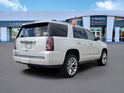 2020 GMC Yukon — detail view