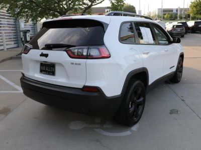 2021 Jeep Cherokee — detail view