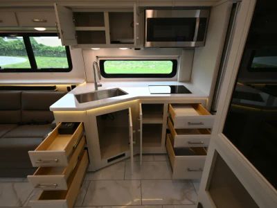 2026 Entegra ACCOLADE XL - Photo 13