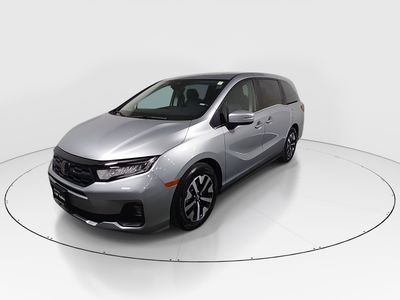 2025 Honda Odyssey — rear three-quarter view