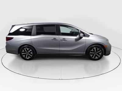 2025 Honda Odyssey — photo 8 view