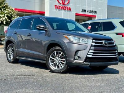 2018 Toyota Highlander — side profile view