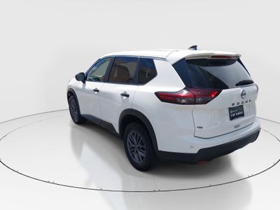 2024 Nissan Rogue — detail view