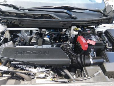 2024 Nissan Rogue — photo 9 view