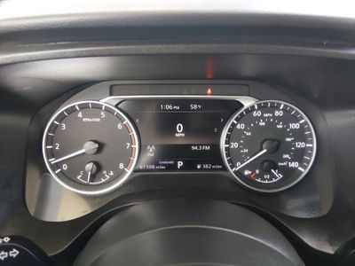 2024 Nissan Rogue — photo 14 view