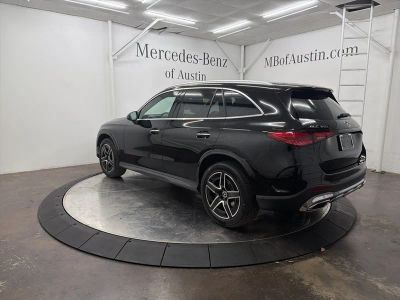 2026 Mercedes-Benz GLC - Photo 4
