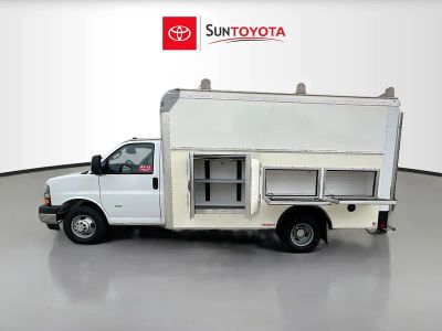 2022 Chevrolet Express 3500 — photo 29 view