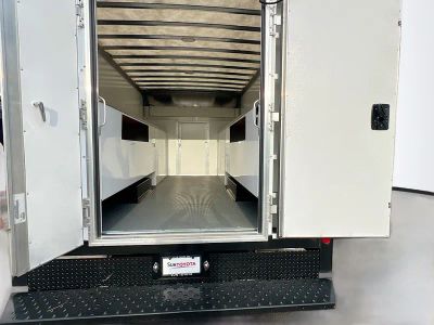2022 Chevrolet Express 3500 — photo 27 view