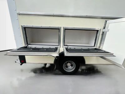 2022 Chevrolet Express 3500 — photo 33 view