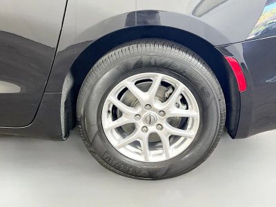 2023 Chrysler Pacifica — photo 21 view