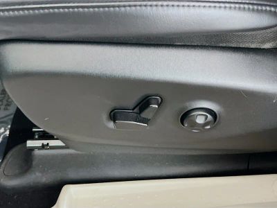 2023 Chrysler Pacifica — photo 15 view