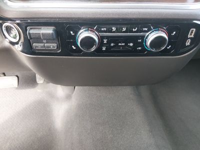 2025 GMC Sierra 1500 - Photo 19