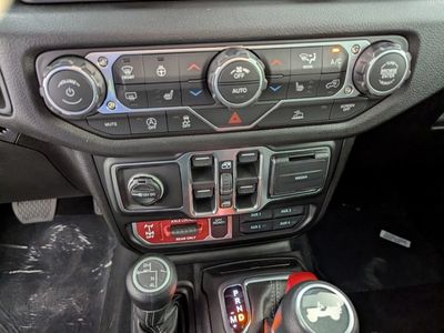 2026 Jeep Wrangler — photo 23 view