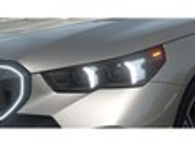 2026 BMW 5 Series 540i xDrive - Photo 24