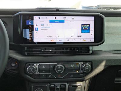 2026 Jeep Gladiator — photo 15 view
