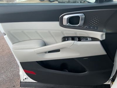 2026 Kia Sorento Hybrid - Photo 7
