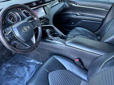 2020 Toyota Camry - Photo 11