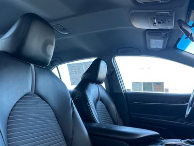 2020 Toyota Camry - Photo 17