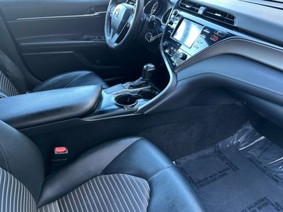 2020 Toyota Camry - Photo 16