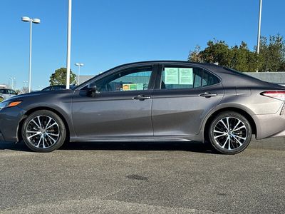 2020 Toyota Camry - Photo 9