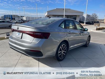 2025 Volkswagen Jetta - Photo 17