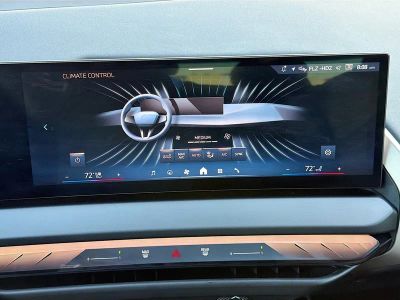 2025 BMW X3 — photo 33 view
