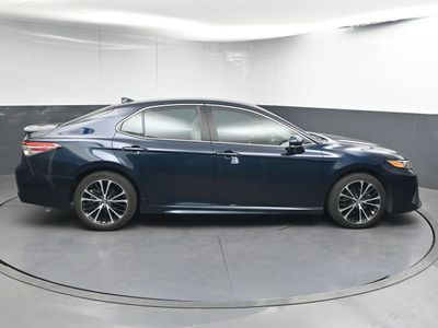 2026 2019 Toyota Camry L Sedan - Photo 8