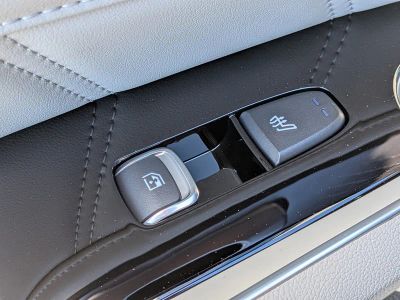 2026 Kia Sorento Hybrid — photo 19 view