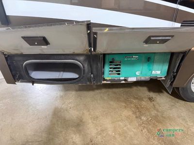 2017 Winnebago Navion — photo 9 view