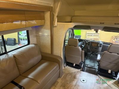 2017 Winnebago Navion — photo 17 view