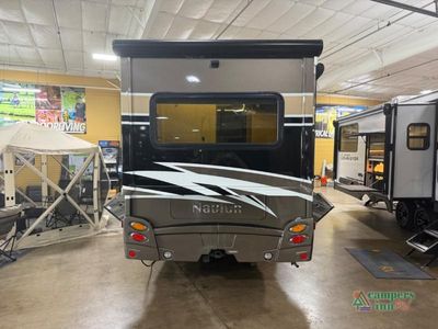 2017 Winnebago Navion — photo 8 view