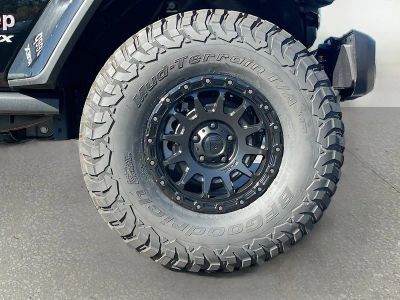 2025 Jeep Wrangler — photo 29 view