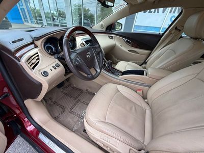 2011 Buick LaCrosse — photo 13 view