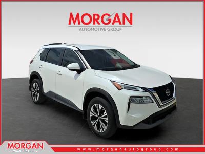 2023 Nissan Rogue SV in White — front three-quarter view
