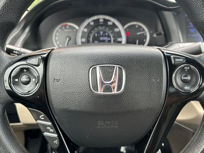 2017 Honda Accord - Photo 22