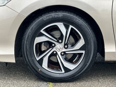 2017 Honda Accord - Photo 28