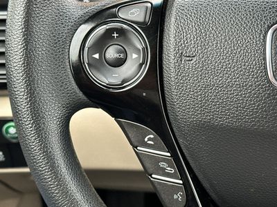 2017 Honda Accord - Photo 23
