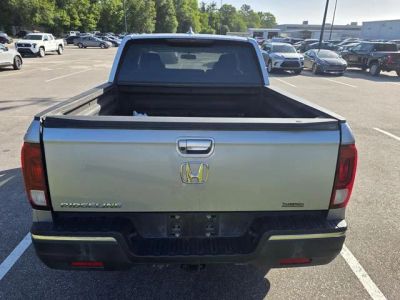2017 Honda Ridgeline - Photo 3