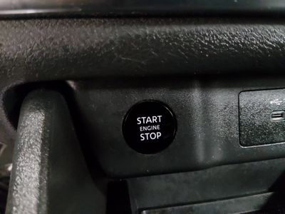 2024 Nissan Rogue — photo 17 view