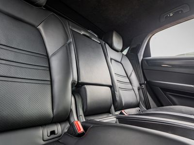 2023 Porsche Cayenne Coupe - Photo 43